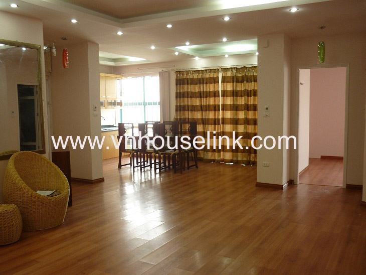 2 bedroom apartment for rent in CT1 My Dinh Song Da 1