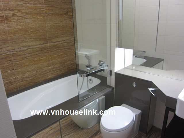 A brand-new, lovely apartment in Indochina Plaza Hanoi for rent 1