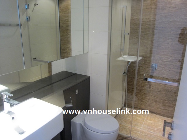 A brand-new, lovely apartment in Indochina Plaza Hanoi for rent 1