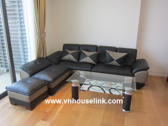 A brand-new, lovely apartment in Indochina Plaza Hanoi for rent 1