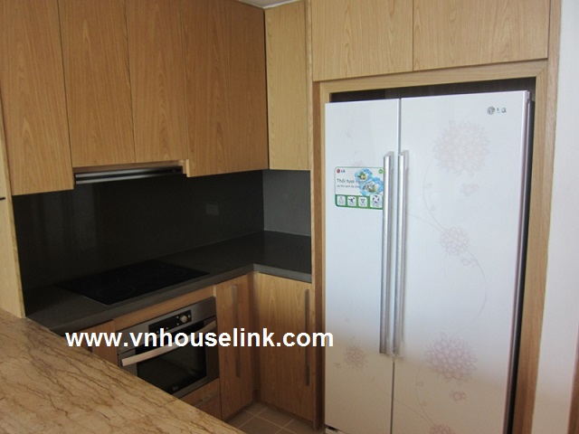 A brand-new, lovely apartment in Indochina Plaza Hanoi for rent 1