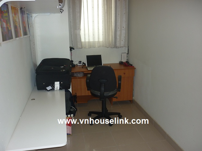 A nice apartment in E1 Tower Ciputra, Hanoi for rent. 1