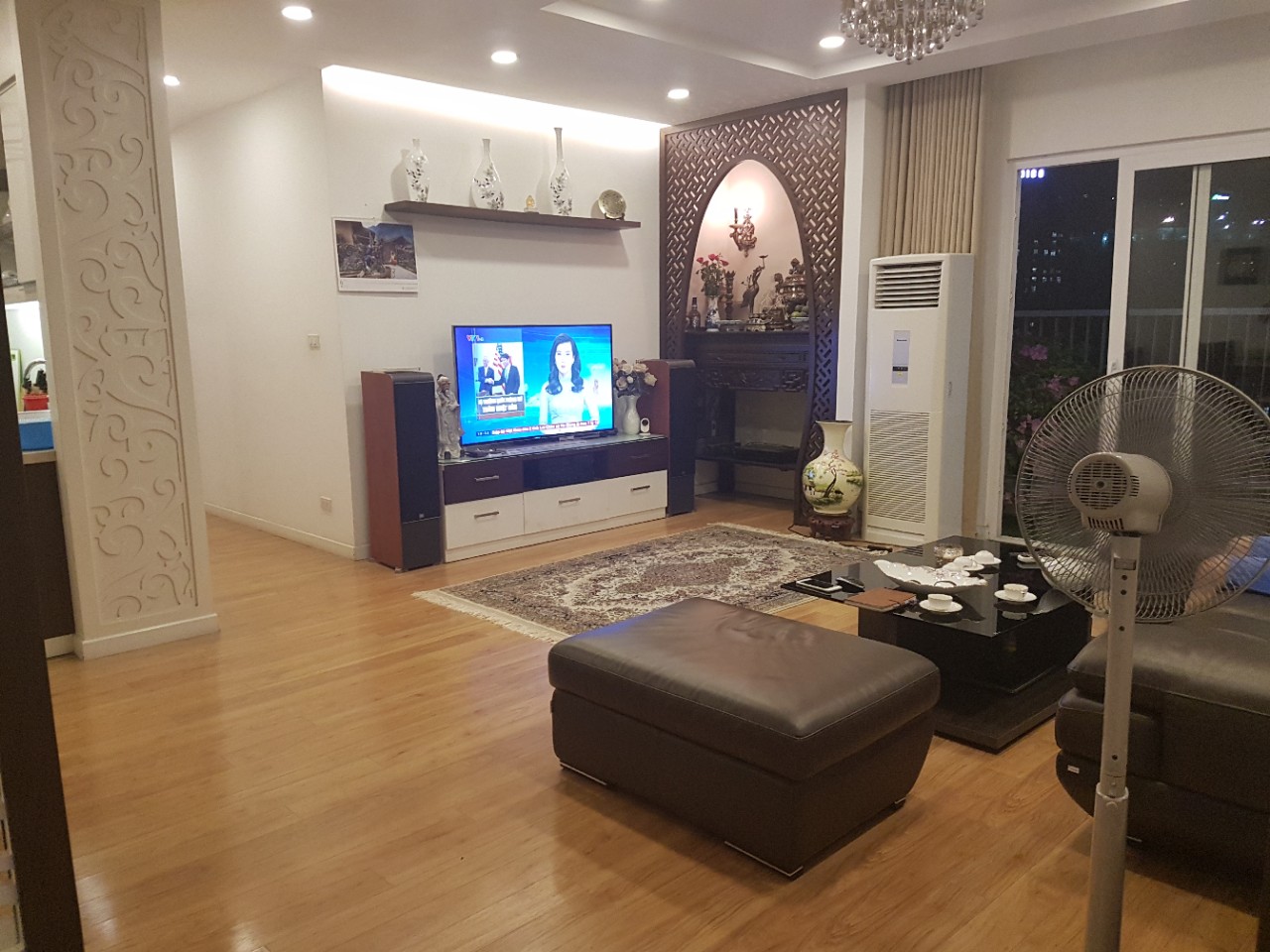 Apartment with 3 bedrooms for rent in Golden Palace