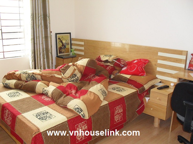 Apartment for rent at 335 Cau Giay,Cau Giay District, Hanoi 1