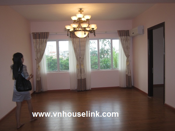 Apartment for rent at G2 Ciputra, Tay Ho, Ha Noi 1