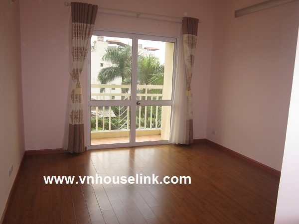 Apartment for rent at G2 Ciputra, Tay Ho, Ha Noi 1