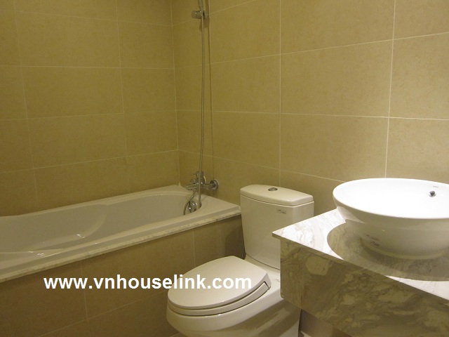 Apartment for rent in Richland Southern 233 Xuan Thuy, Cau Giay, Ha Noi 1