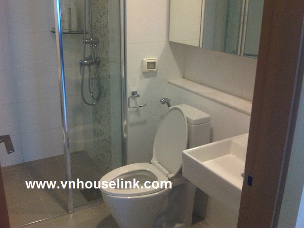Apartment with 3 bedrooms for rent in Tower A Keangnam Landmark Hanoi 1