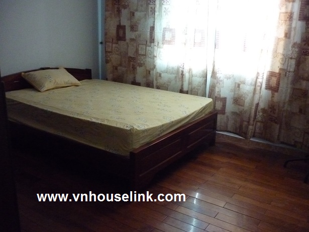 A wonderful apartment in 34T, Trung Hoa Nhan Chinh area, Hoang Dao Thuy street for rent 1