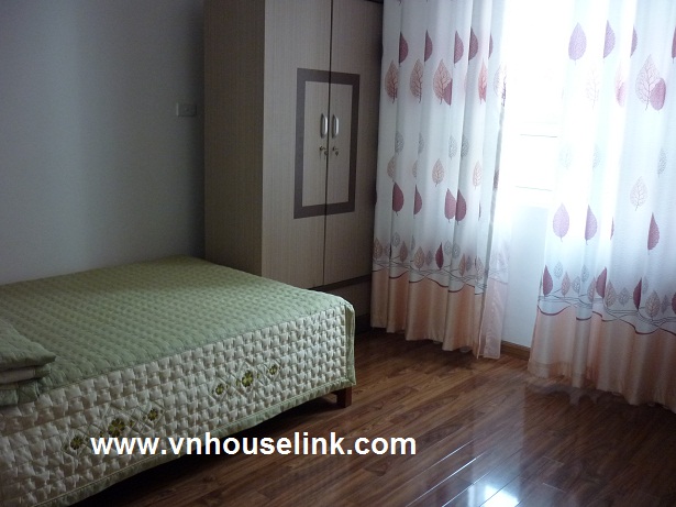 A wonderful apartment in 34T, Trung Hoa Nhan Chinh area, Hoang Dao Thuy street for rent 1