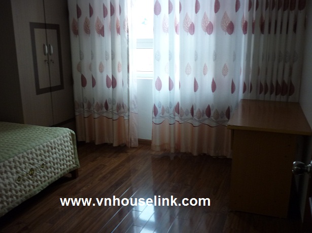 A wonderful apartment in 34T, Trung Hoa Nhan Chinh area, Hoang Dao Thuy street for rent 1