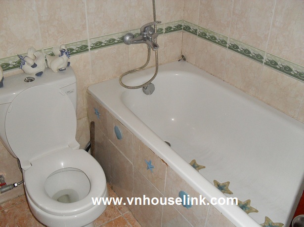 Beautiful apartment in 17T5 Trung Hoa Nhân Chinh for rent 1