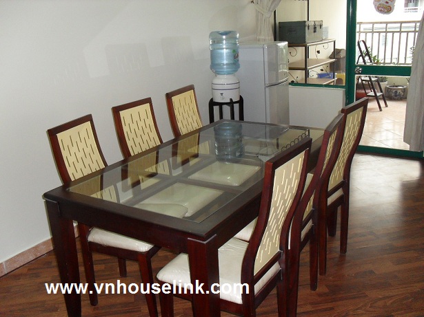 Beautiful apartment in 17T5 Trung Hoa Nhân Chinh for rent 1