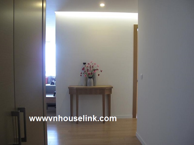 Bright and nice apartment in Keangnam Landmark Tower 1