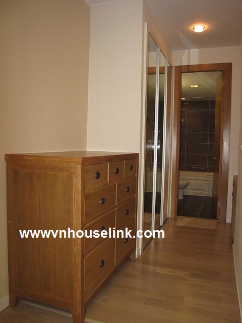 Bright and nice apartment in Keangnam Landmark Tower 1