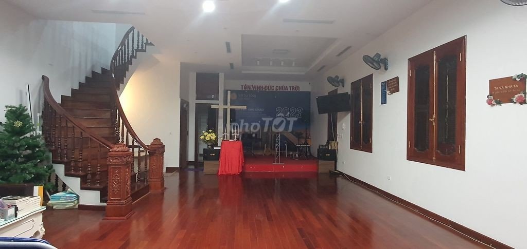 Villas for rent in C37 To Huu fully furniture 1