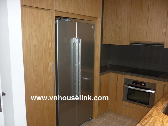 Luxury apartment for rent in Indochina Plaza Hanoi 1