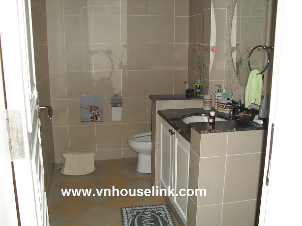 Luxury Apartment for rent in The Manor complex 1