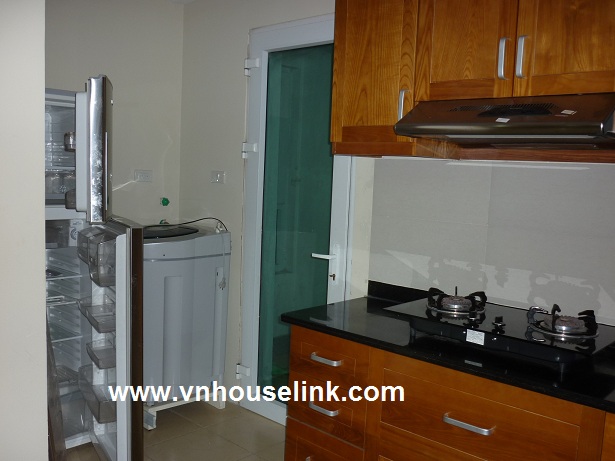 Nice and cheap apartment for rent in Hanoi, Cau Giay 1