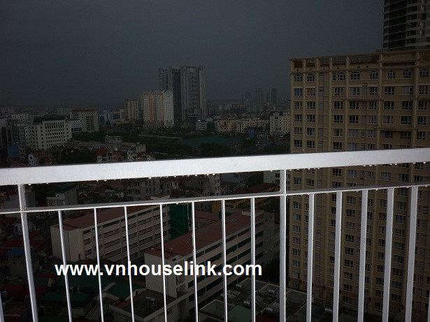 Nice and cheap apartment for rent in Hanoi, Cau Giay 1