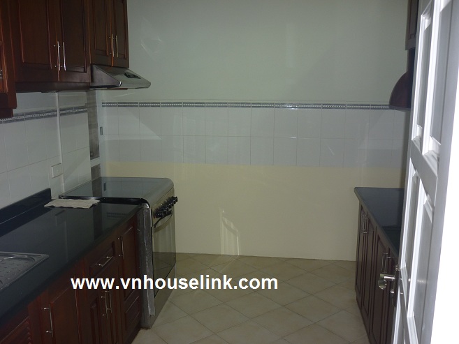 Rent apartment in E Tower, Ciputra, Hanoi for rent 1