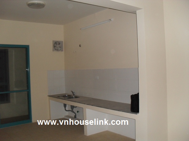 Unfurnished apartment for rent in My Dinh- Song Da 1