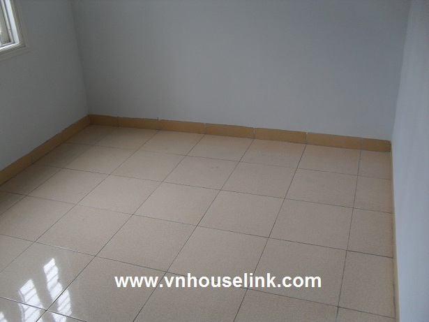 Unfurnished apartment for rent in My Dinh- Song Da 1