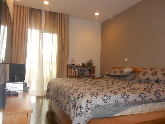 Dolphin Plaza apartment for rent with 3 bedrooms, fully furnished, area 140m2 1